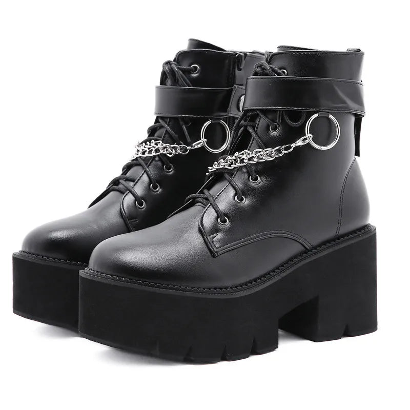 CHAUSSURES GOTHIQUES EN CUIR ÉCOLOGIQUE NOIR AVEC CHAÎNE