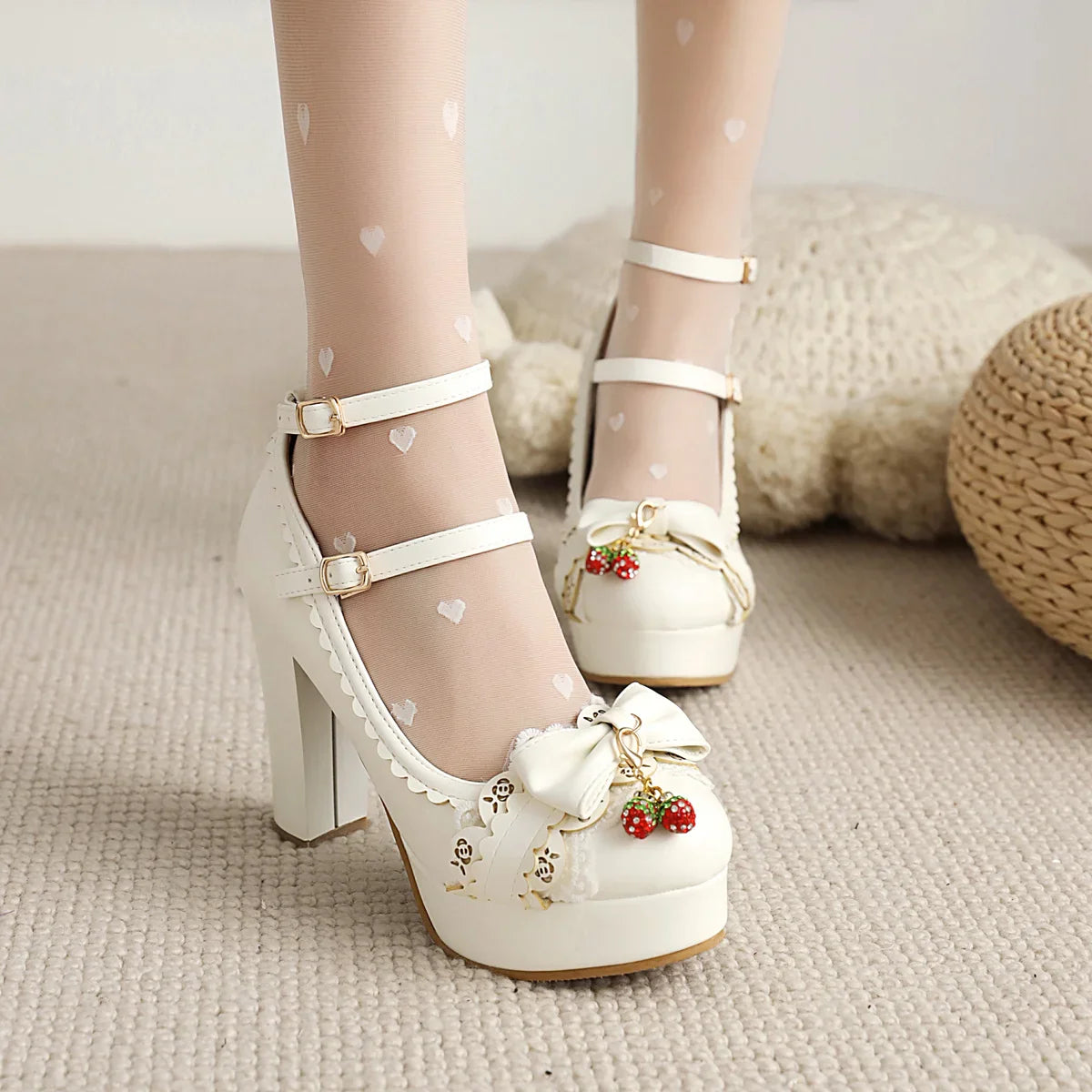 CHAUSSURES D'ÉTÉ GOTHIQUES