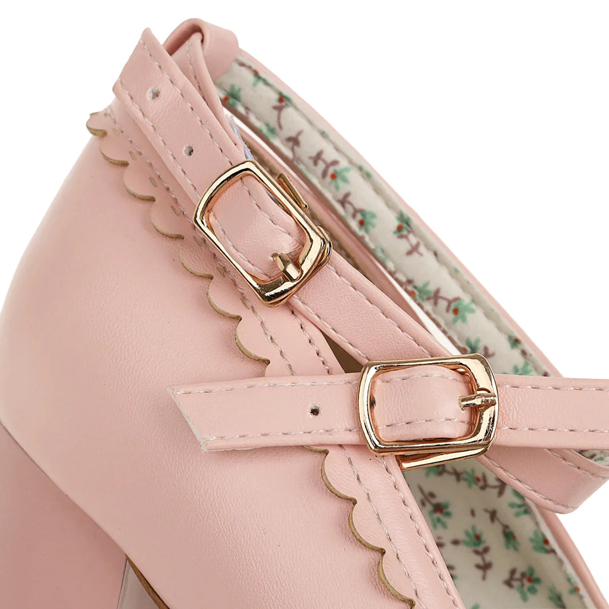CHAUSSURES D'ÉTÉ GOTHIQUES