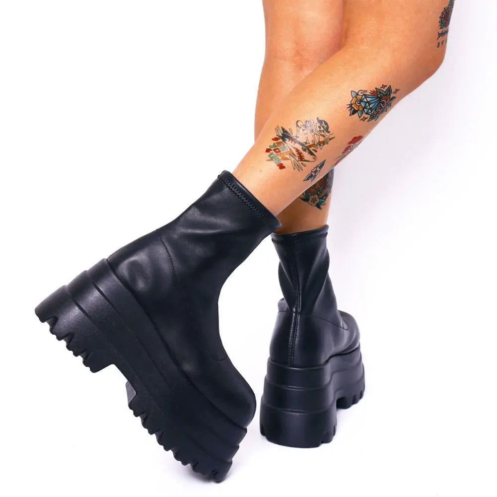 Gothic-Schuhe mit Dreifachkeil