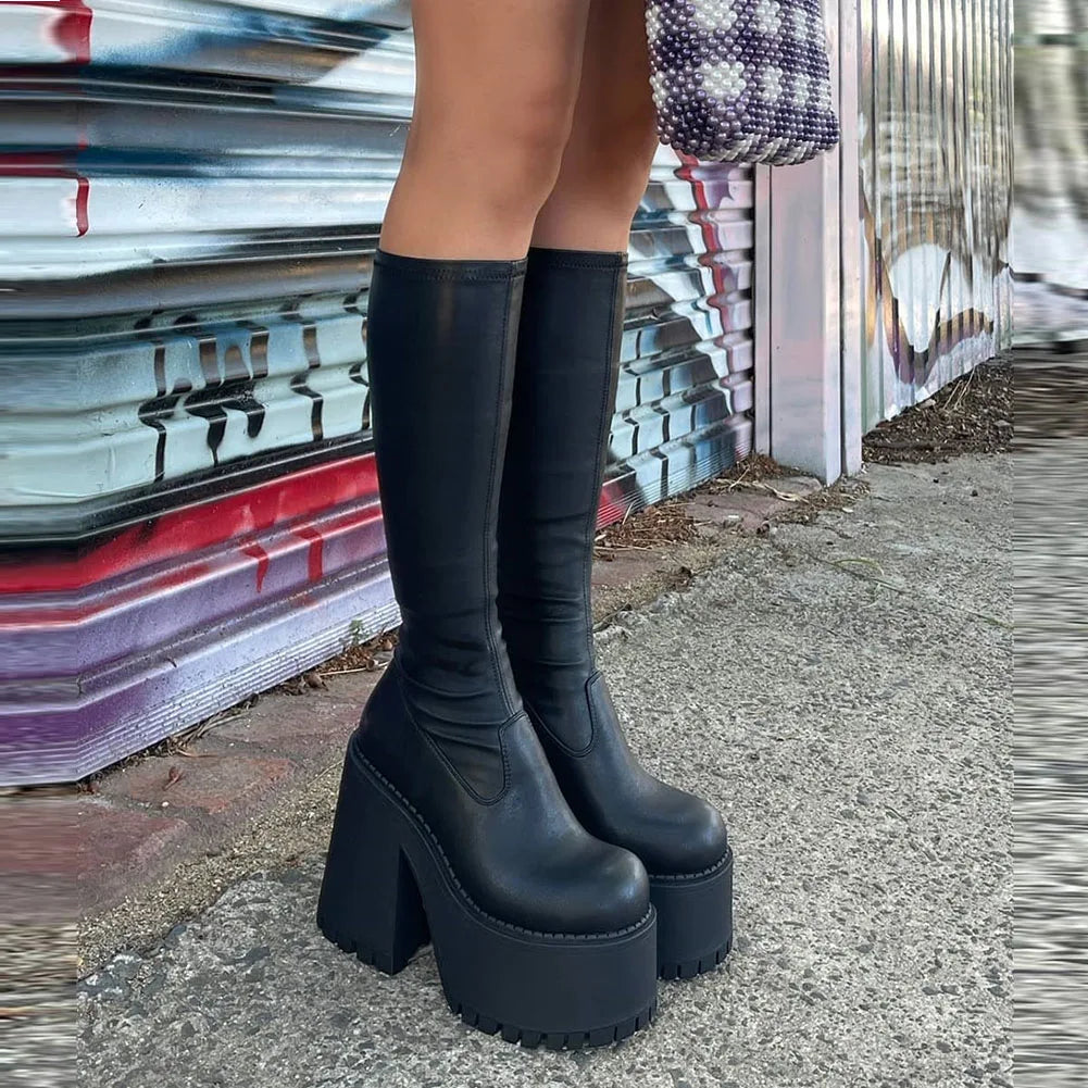 Hohe Gothic-Keilschuhe