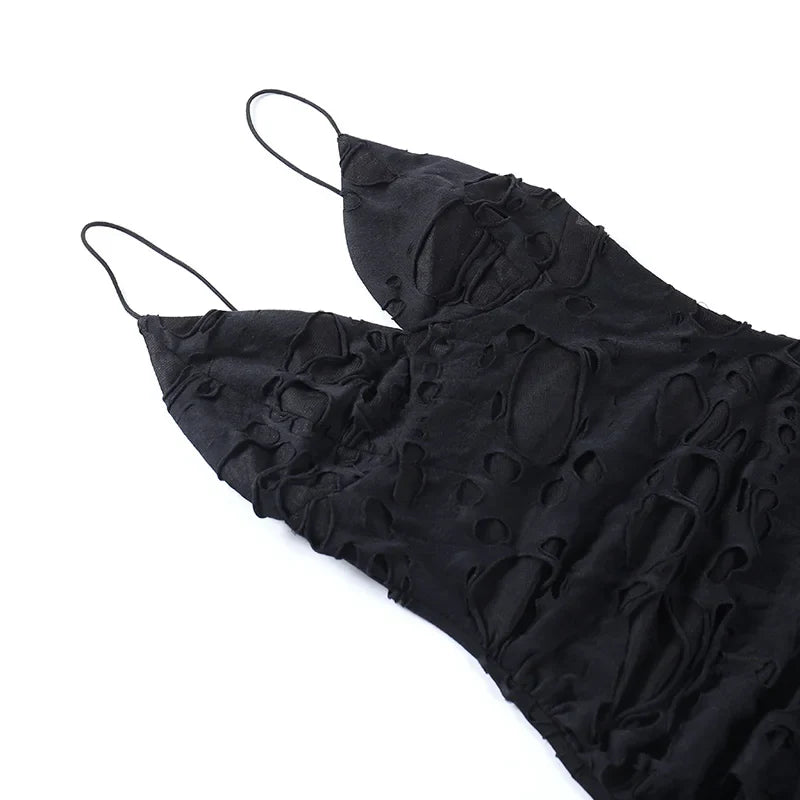 Robe gothique courte à trous