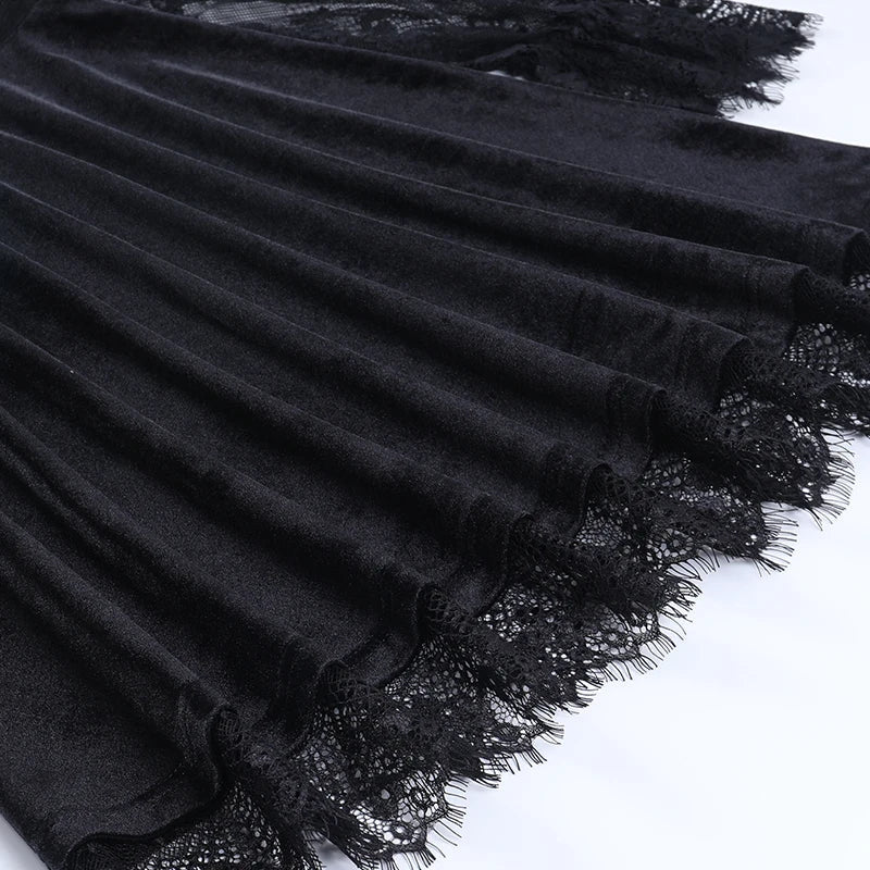 GOTISCHES KORSETTKLEID