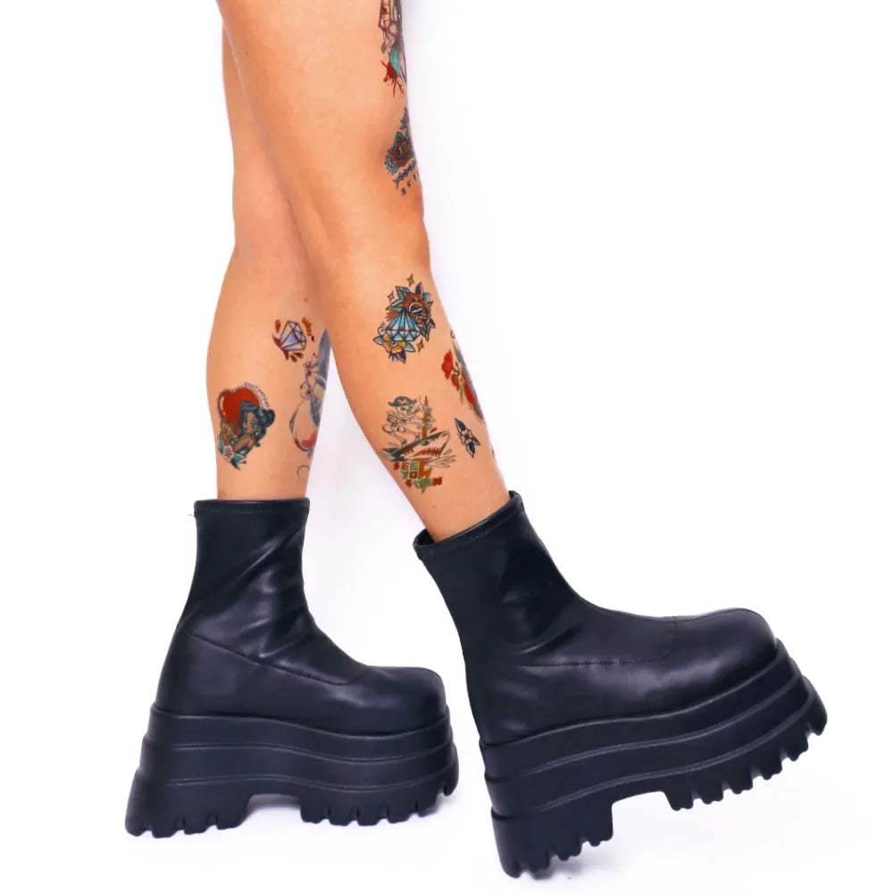 Gothic-Schuhe mit Dreifachkeil
