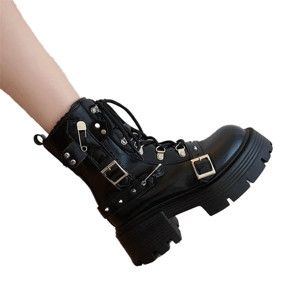 Chaussures gothiques à boucles