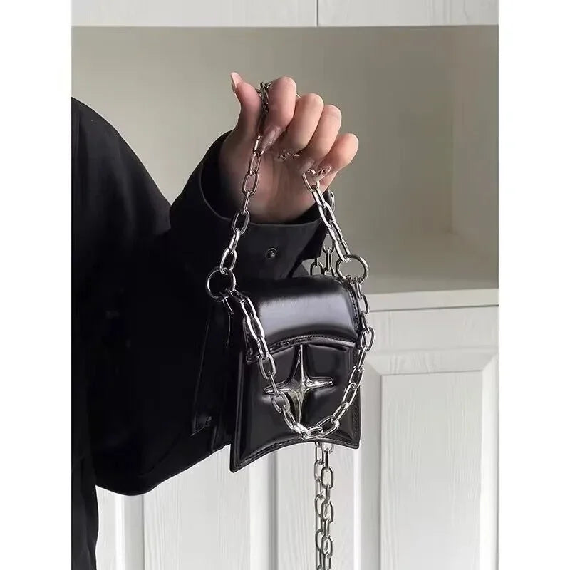 Sac chaîne avec croix - noir