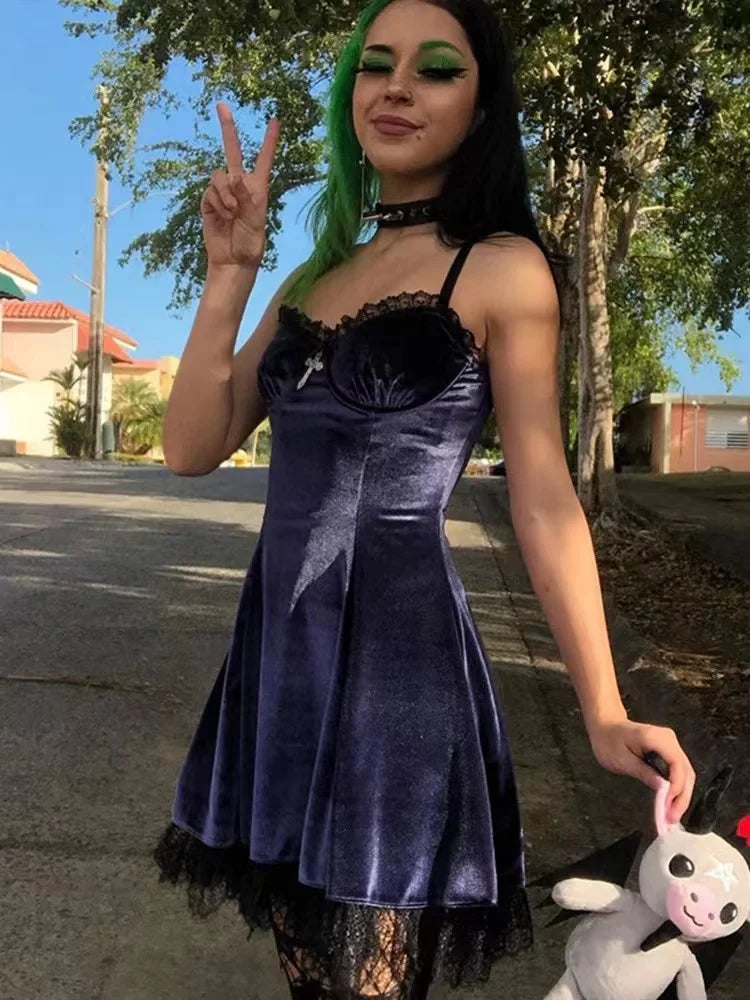 Robe de printemps gothique en velours