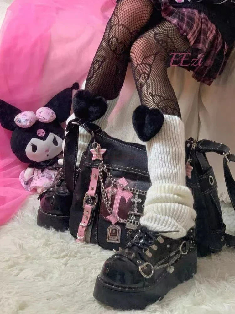 Gothic Hello Kitty Tasche